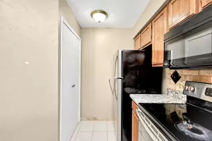 2501 Gulf Freeway, Dickinson, TX 77539 - Photo 15