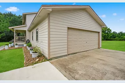 10301 27th Street, Santa Fe, TX 77510 - Photo 9
