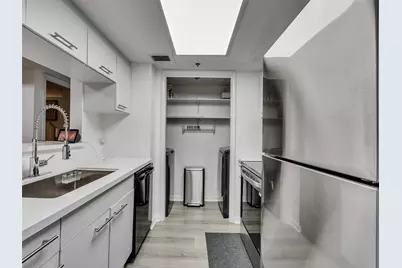 3525 Sage Road #812, Houston, TX 77056 - Photo 11
