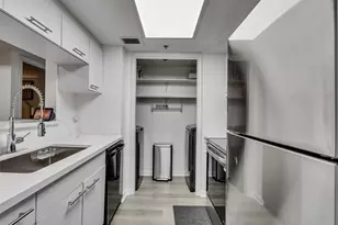 3525 Sage Rd, Houston, TX 77056 - Photo 11
