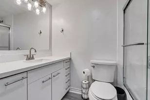 3525 Sage Rd, Houston, TX 77056 - Photo 19