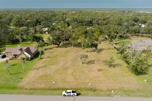 32742 Bayou Bnd, Richwood, TX 77515 - Photo 9