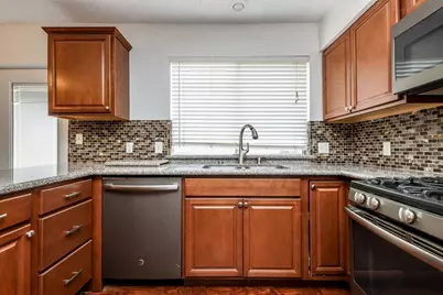 3206 Settlers Way Boulevard, Sugar Land, TX 77479 - Photo 9