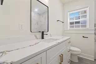 2817 Winbern St, Houston, TX 77004 - Photo 9
