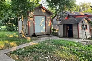 507 Fitzgerald St, East Bernard, TX 77435 - Photo 5