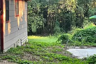 507 Fitzgerald St, East Bernard, TX 77435 - Photo 9