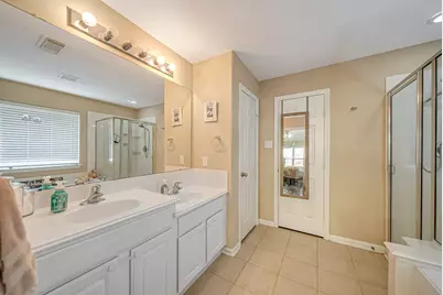 14043 Albany Springs Lane, Houston, TX 77044 - Photo 15