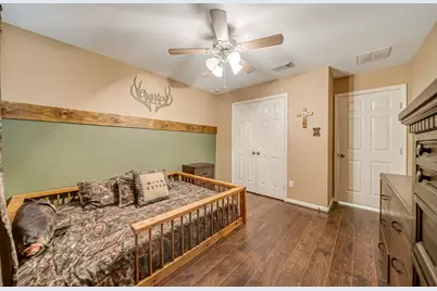 14043 Albany Springs Lane, Houston, TX 77044 - Photo 19