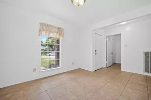 6510 Grand Haven Dr, Houston, TX 77088 - Photo 7