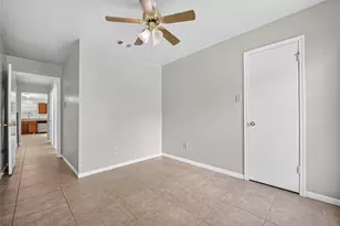 6510 Grand Haven Dr, Houston, TX 77088 - Photo 29
