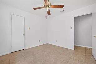 6510 Grand Haven Dr, Houston, TX 77088 - Photo 23