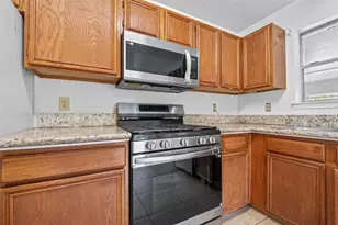 6510 Grand Haven Dr, Houston, TX 77088 - Photo 17