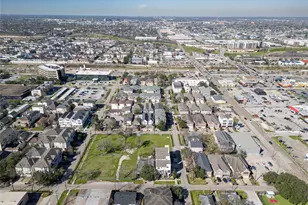 5006 Maxie St, Houston, TX 77007 - Photo 9