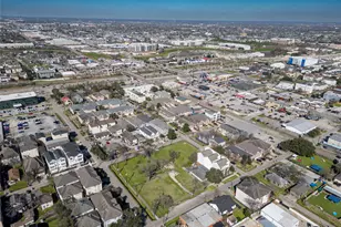 5006 Maxie St, Houston, TX 77007 - Photo 5