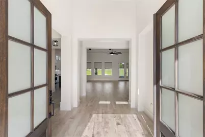 8798 Grand Lake Estates Drive, Montgomery, TX 77316 - Photo 5