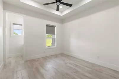 8798 Grand Lake Estates Drive, Montgomery, TX 77316 - Photo 33