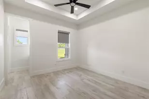 8798 Grand Lake Estates Dr, Montgomery, TX 77316 - Photo 33