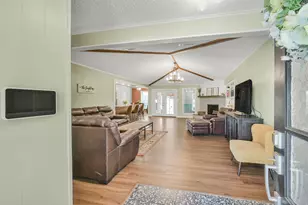 10313 S Williams Rd, Conroe, TX 77303 - Photo 5