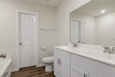 14507 Maple Field Drive, Houston, TX 77069 - Photo 9