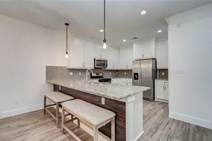 401 S Blackwell St, La Porte, TX 77571 - Photo 3