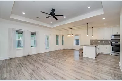 401 S Blackwell Street, La Porte, TX 77571 - Photo 13