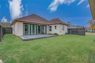 401 S Blackwell St, La Porte, TX 77571 - Photo 31