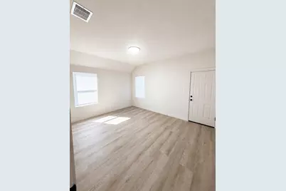 1914 Roosevelt Street, Houston, TX 77012 - Photo 9