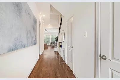 1531 Woodbend Park W, Houston, TX 77055 - Photo 5