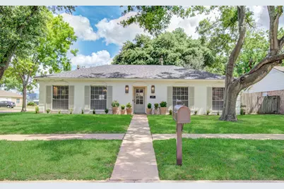 12870 Westleigh Drive, Houston, TX 77077 - Photo 1