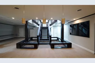 9220 Rasmus Drive, Houston, TX 77063 - Photo 3