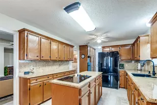 2507 N 18th Street N, Texas City, TX 77590 - Photo 9