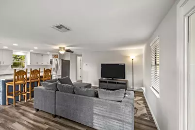 7908 Pin Oak Road, Alvin, TX 77511 - Photo 7