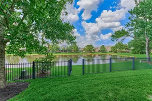 82 E Crystal Canyon Cir, The Woodlands, TX 77389 - Photo 37