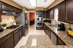 1100 Cactus St, Baytown, TX 77521 - Photo 7