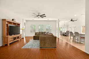 28023 Rusty Hawthorne Dr, Katy, TX 77494 - Photo 7