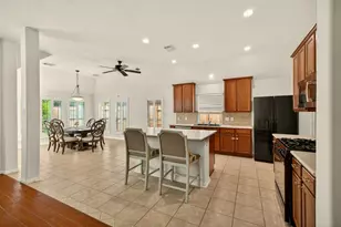 28023 Rusty Hawthorne Dr, Katy, TX 77494 - Photo 9