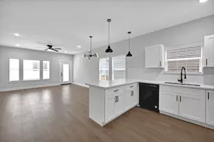 3312 Bacchus St, Houston, TX 77022 - Photo 11