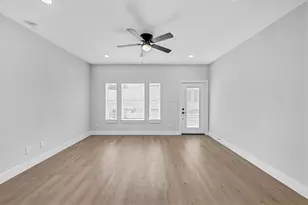 3312 Bacchus St, Houston, TX 77022 - Photo 9