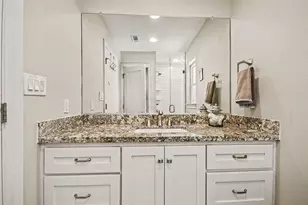 4831 Stillbrooke Dr, Houston, TX 77035 - Photo 21
