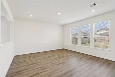 3519 Rocky Aspen Drive, Spring, TX 77373 - Photo 9