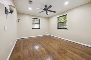 5326 Pagewood Ln, Houston, TX 77056 - Photo 21