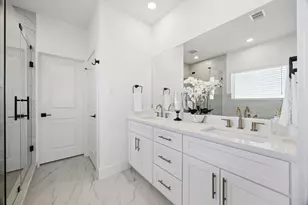 5604 Camino Encantado Dr, Houston, TX 77091 - Photo 25