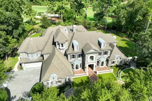 26 Damask Rose Way, The Woodlands, TX 77382 - Photo 3