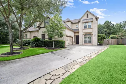 114 S Knights Crossing Drive, The Woodlands, TX 77382 - Photo 3