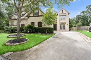 114 S Knights Crossing Dr, The Woodlands, TX 77382 - Photo 1