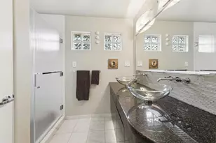 4736 Post Oak Timber Dr, Houston, TX 77056 - Photo 15