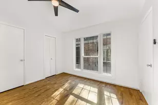 33 Crystal Lake Ln, The Woodlands, TX 77380 - Photo 21