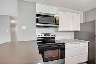 11927 Flushing Meadows Dr, Houston, TX 77089 - Photo 13
