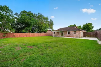 11927 Flushing Meadows Drive, Houston, TX 77089 - Photo 35