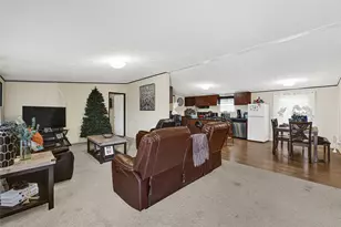 8502 C E King Pkwy, Houston, TX 77044 - Photo 9